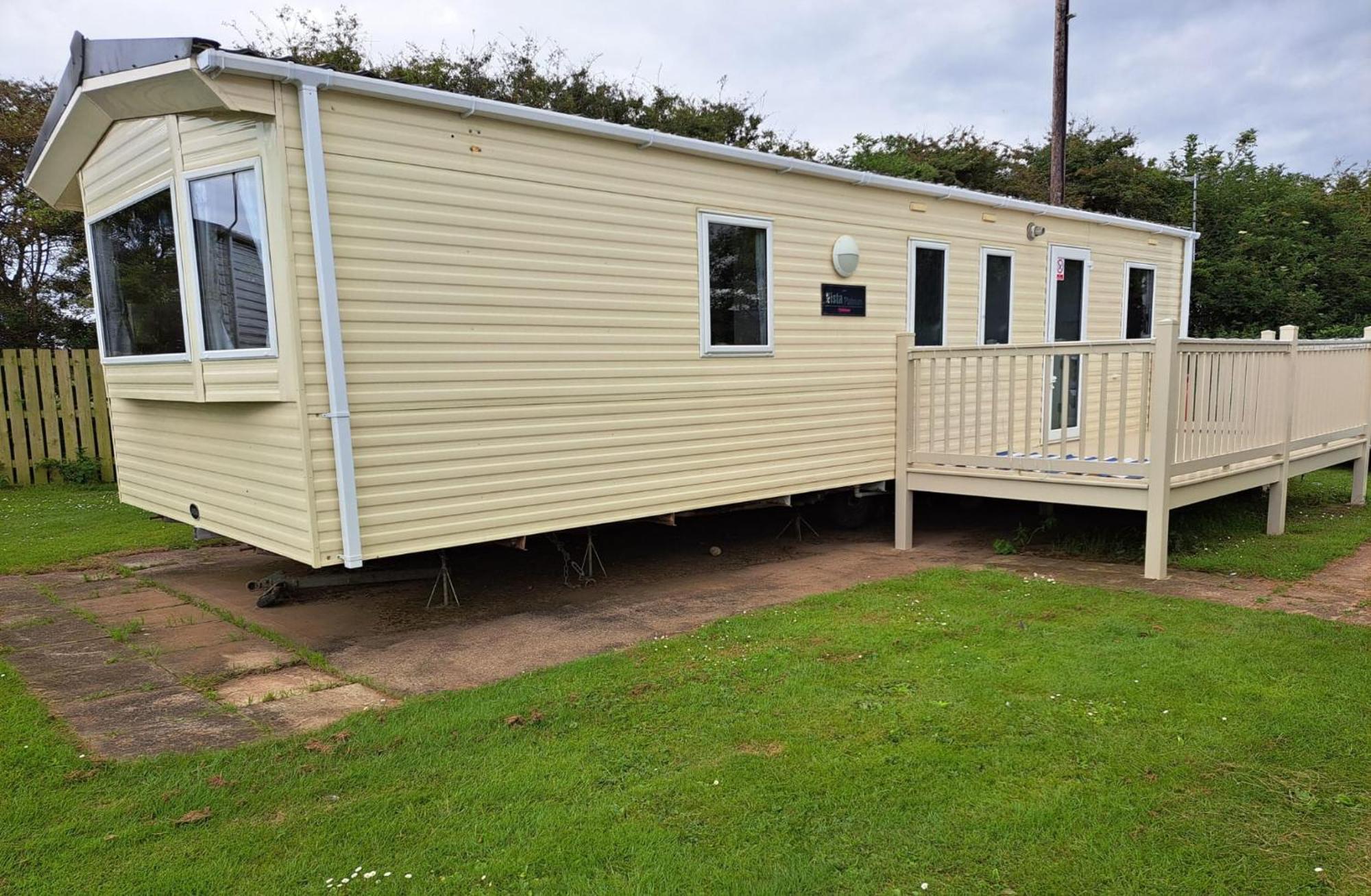 Caravan Waxholme Exterior photo